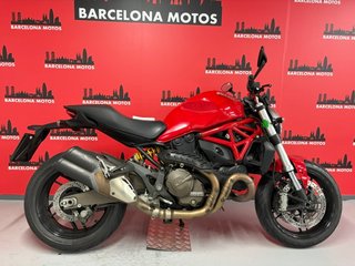 DUCATI MONSTER 821 DEL AÑO 2016 IMPECABLE ESTADO
