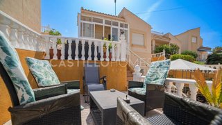 Chalet en venta en Altos - La Florida en Orihuela
