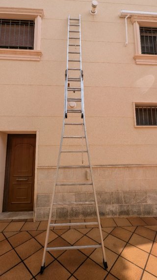 Escalera extensible aluminio