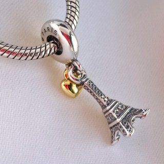 CHARM PARIS TORRE EIFFEL FRANCIA