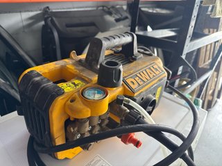Hidrolimpiadora DeWalt Profesional DXPW002CE