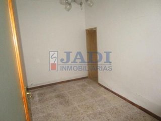 Chalet en venta en Los Llanos - Av. de los Estudiantes en Valdepeñas