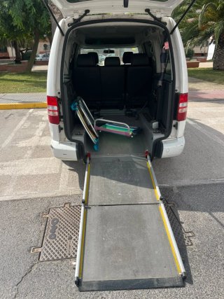 Volkswagen Caddy 2012