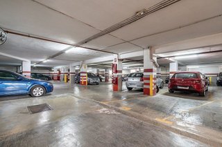Garaje en venta en Camino de Ronda - Rosaleda en Granada