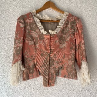 Traje de Fallera