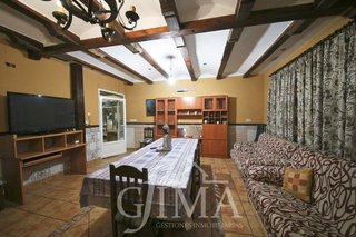 Chalet en venta en Tomelloso