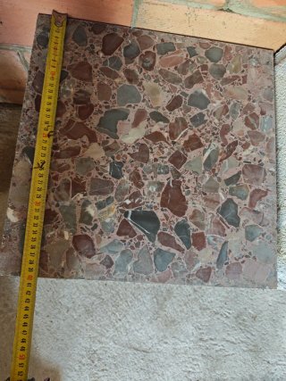 Terrazo Morado 40x40cm 60m2