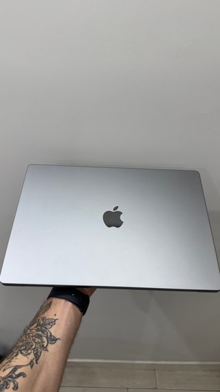 MacBook Pro M1 Pro 16"