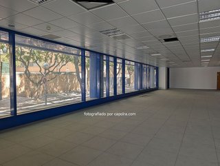 Oficina en alquiler en Bufalà en Badalona