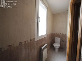 Casa adosada en venta en Tomelloso