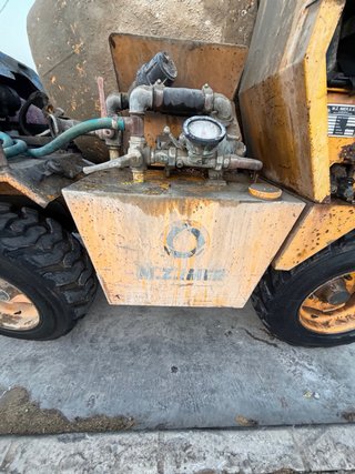 Autohormigonera MZ imer hidrostatica 1,3 m3