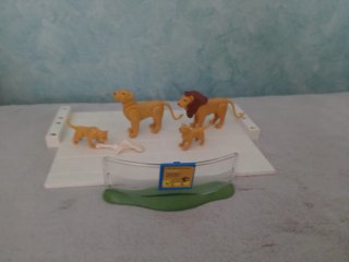 Familia de leones Playmobil zoo con cartel A