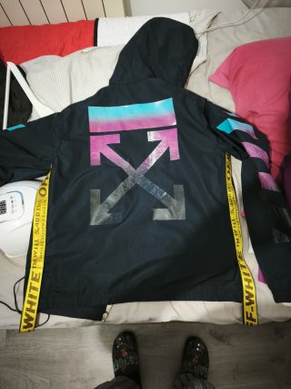 Cazadora Off-White T-1