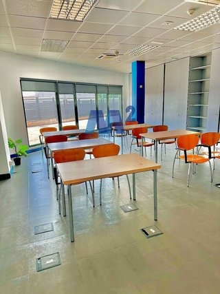 Oficina en alquiler en Zona Industrial en Alcobendas