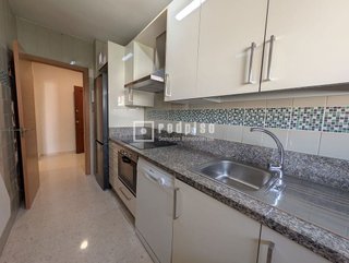 Piso en alquiler en Ollerías - San Cayetano en Córdoba