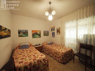 Casa adosada en venta en Tomelloso