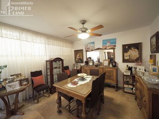Casa adosada en venta en Tomelloso