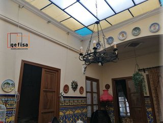 Casa adosada en venta en Centro en Valdepeñas