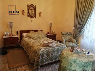 Casa adosada en venta en Centro en Valdepeñas