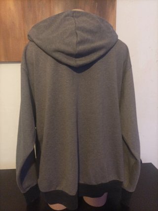 Sudadera Nike Gris con Capucha
