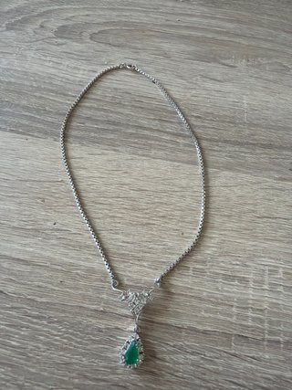 Cadena plata con colgante esmeralda