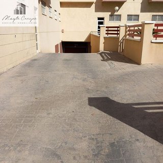 Garaje en venta en Ciutat Universitària en Elche