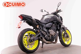 YAMAHA MT 07