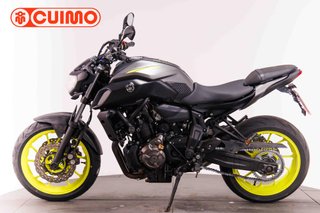 YAMAHA MT 07