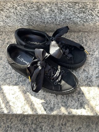 Scarpe Lemarè in camoscio nero