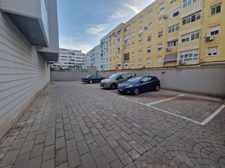 Garaje en venta en Puerta Blanca en Málaga