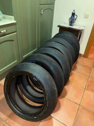 Neumáticos slicks Pirelli Diablo Superbike SC1