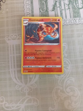 Carta Pokémon Centiskorch 039/202 Spada e Scudo