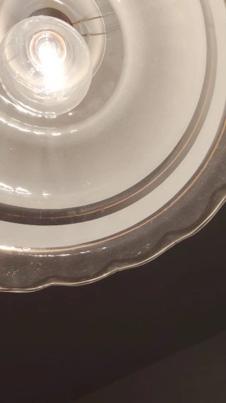 Lámpara de techo con tulipa de cristal