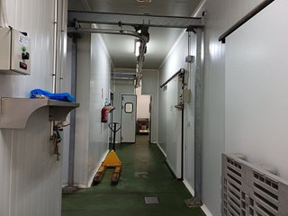 Local comercial en venta en El Poblado - Abulagar en Puertollano