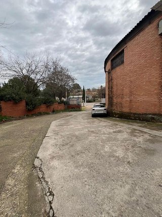 Nave industrial en venta en Santa Rosa - Valdeolleros en Córdoba