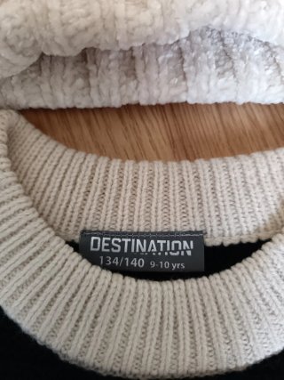 Conjunto de Invierno: Jersey, Gorro y Guantes niña