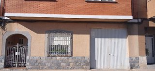 Casa adosada en venta en Casas-Ibáñez