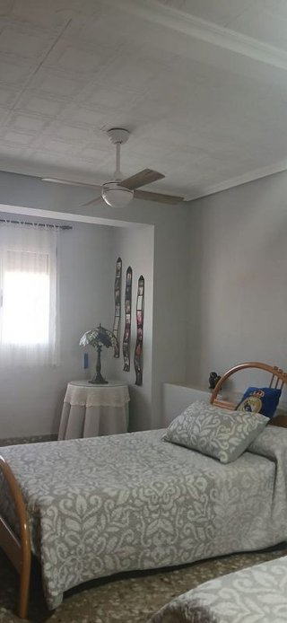 Casa adosada en venta en Casas-Ibáñez