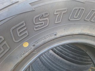 275 70 R16 Bridgestone - 1 neumático sin uso