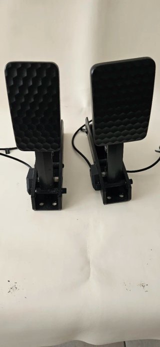 Pedales Simracing Moza CRP2