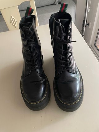Botas imitación Dr. Martens Talla 37 Negras