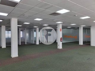 Oficina en alquiler en Zona Industrial en Prat de Llobregat, El