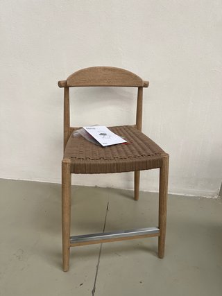 Set di 2 Sgabelli Nina kave home in Legno Massello