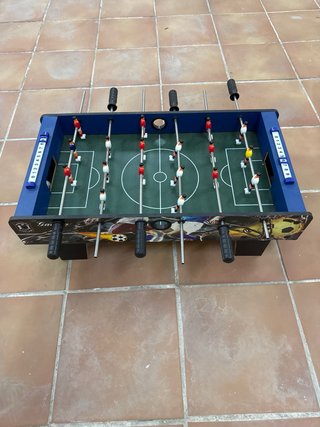 Futbolín de madera para niños