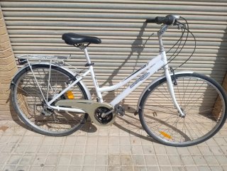 Bicicleta de Paseo Orbea Plaza aluminio.