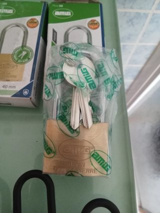 Lote de 9 Candados de Seguridad