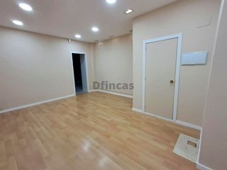 Local comercial en alquiler en Ensanche en Teruel