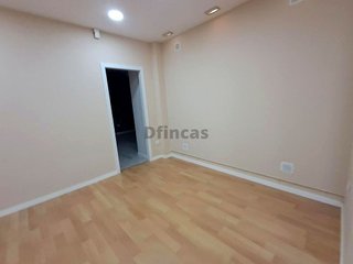 Local comercial en alquiler en Ensanche en Teruel