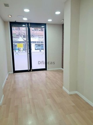 Local comercial en alquiler en Ensanche en Teruel