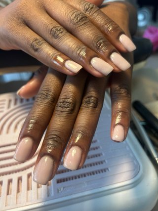 Servicio de manicura a domicilio